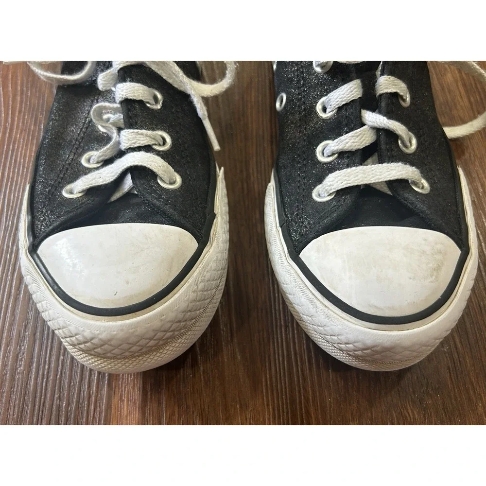 Converse All Stars Girls Size 1 Low Top Sneaker Black Canvas & Glitter B406